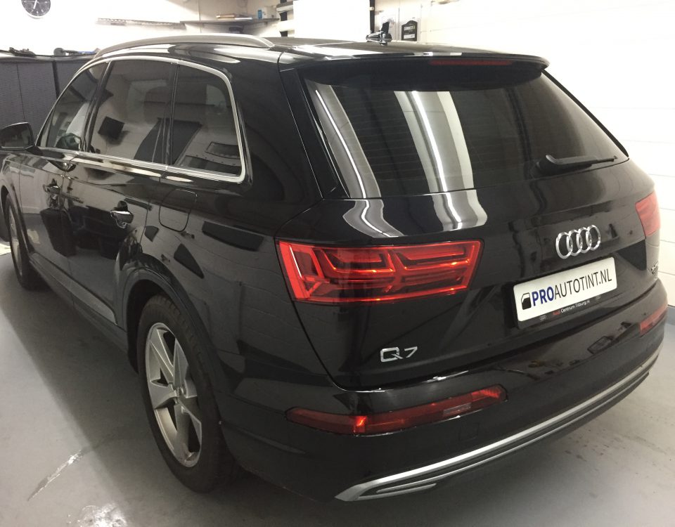 Audi Q7 ramen blinderen