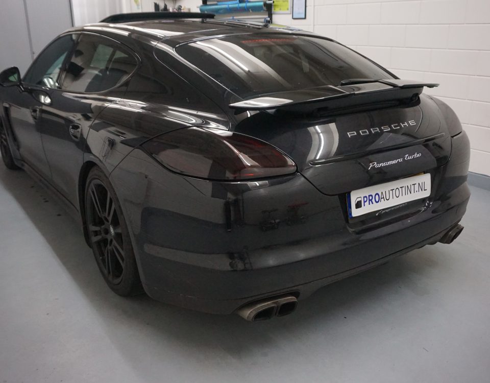 Porsche Panamera Turbo ramen blinderen