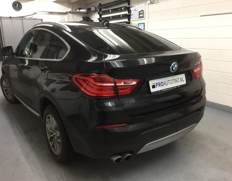 BMW X4 ramen blinderen