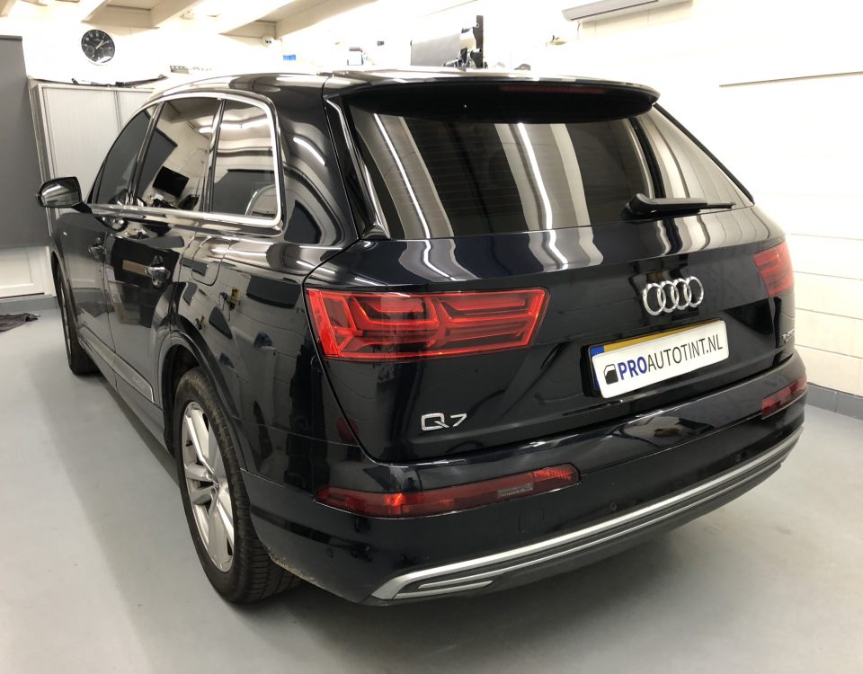 Audi Q7 ramen blinderen