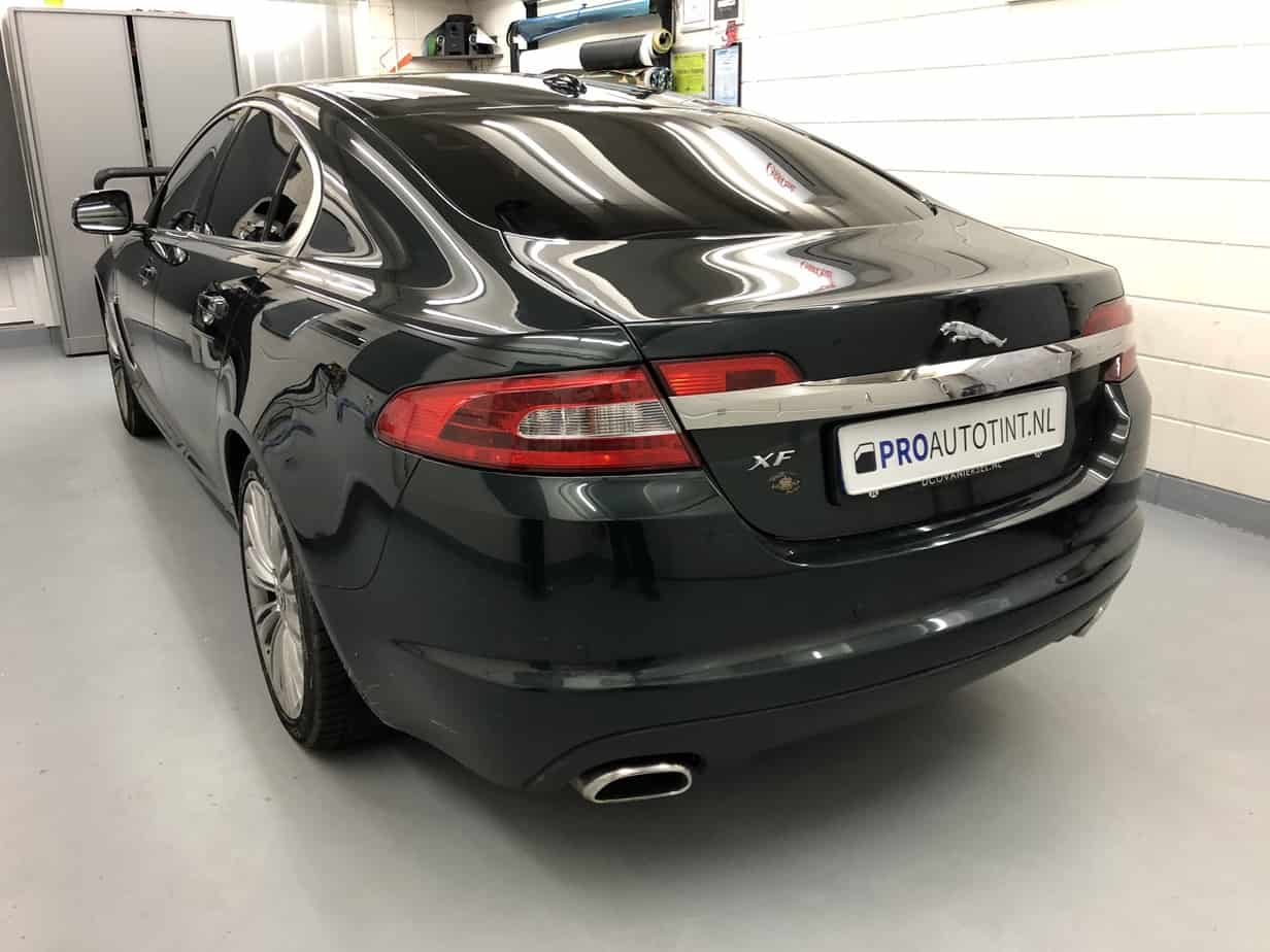 Jaguar XF ramen blinderen