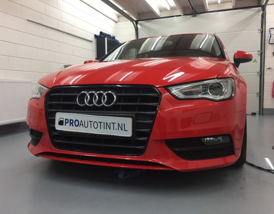 audi a3 ontchromen rood