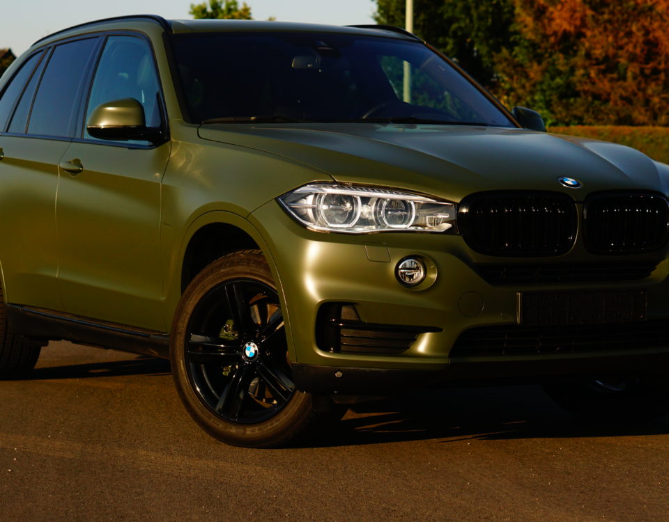 BMW X5 Matt groene wrap