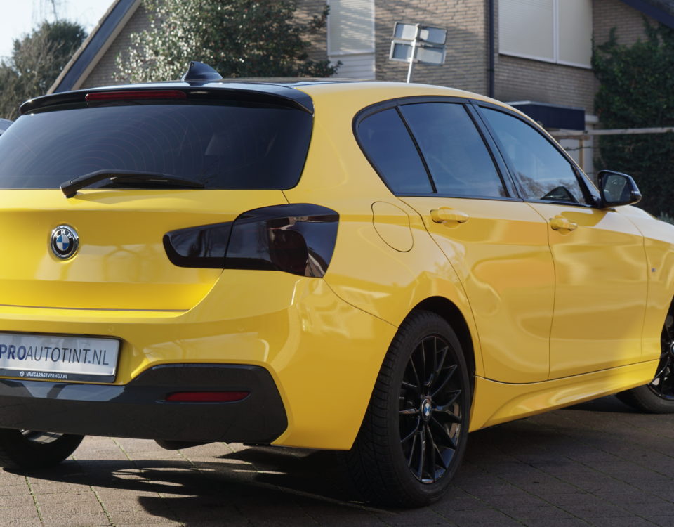 BMW 1 serie wrap geel