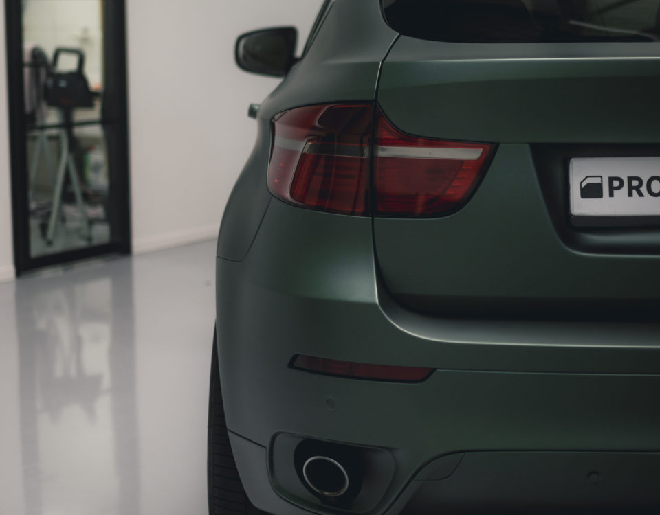 BMW X6 mat groene metallic