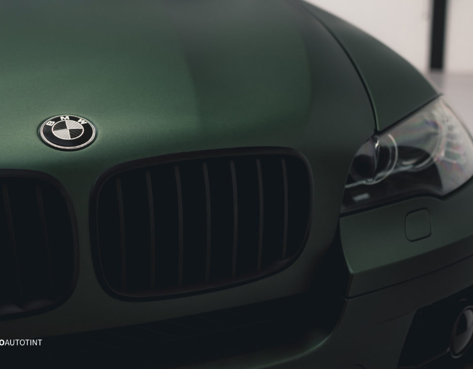 BMW X6 mat groene metallic