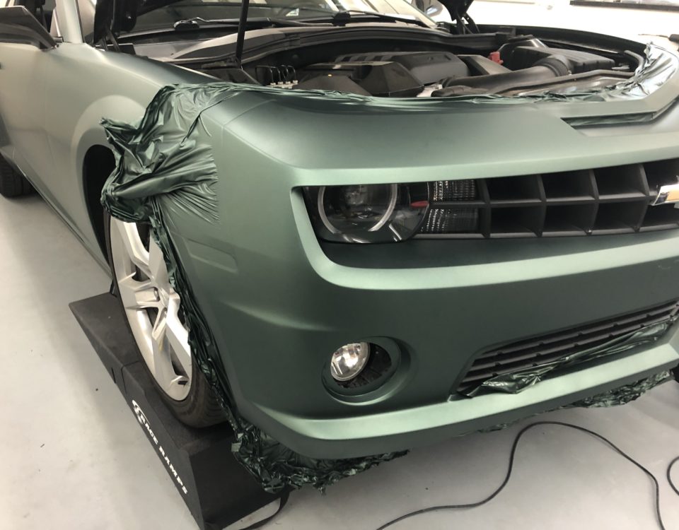 Chevrolet Camaro mat groene wrap