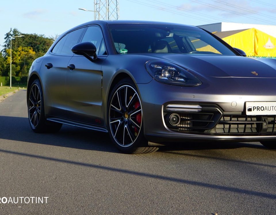 Porsche Panamera satijn grijs wrap