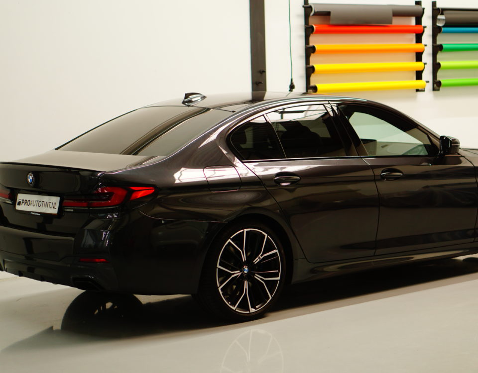 BMW 5-serie sedan tinten