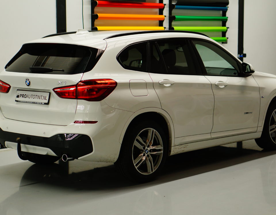 BMW X1 tinten
