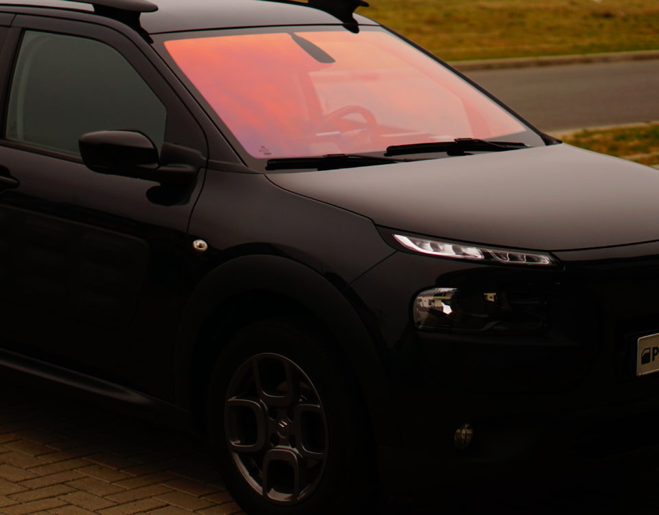 Citroen C4 lava chameleon