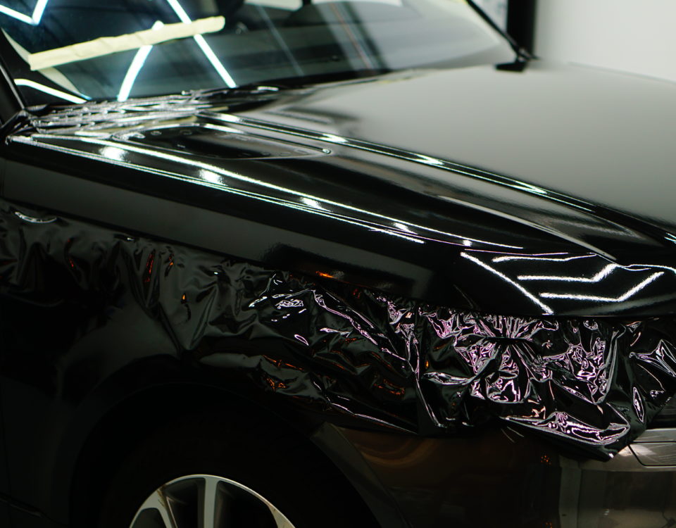 Range Rover black metallic wrap