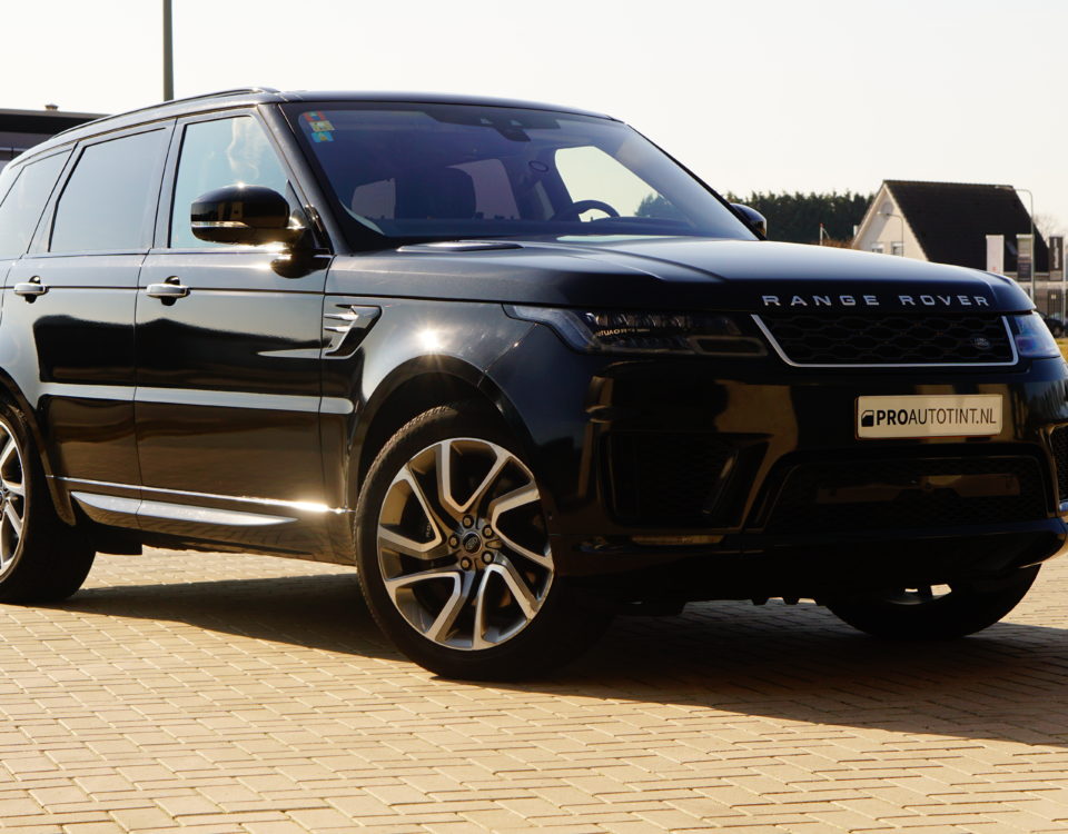 Range Rover black metallic wrap