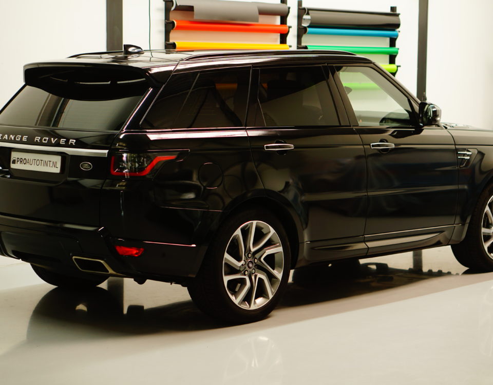 Range Rover black metallic wrap