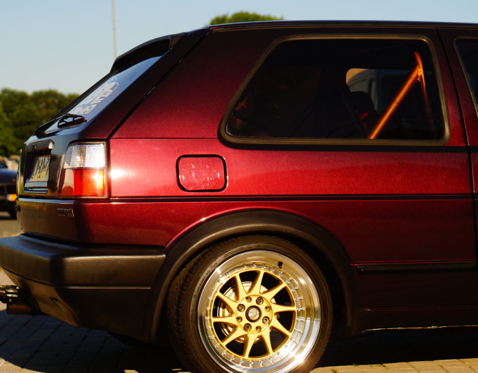 Volkswagen Golf 2 Red Cherry wrap