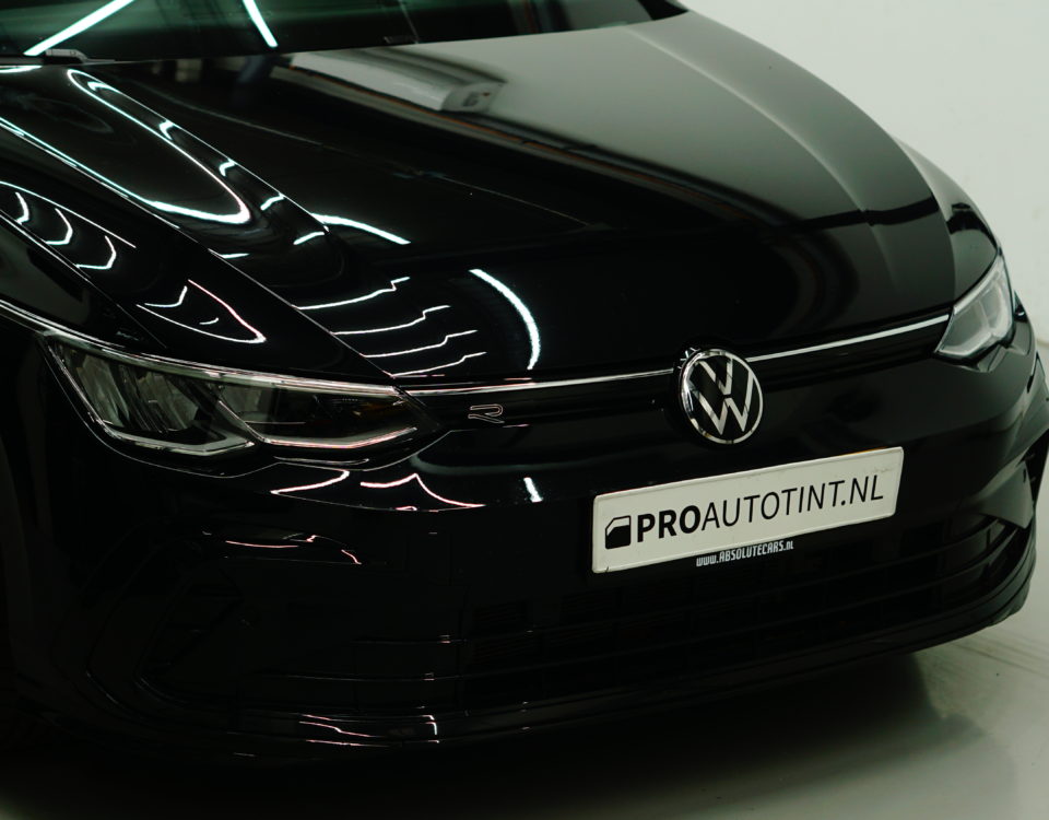 Volkswagen Polo R lampen en logo's smoken