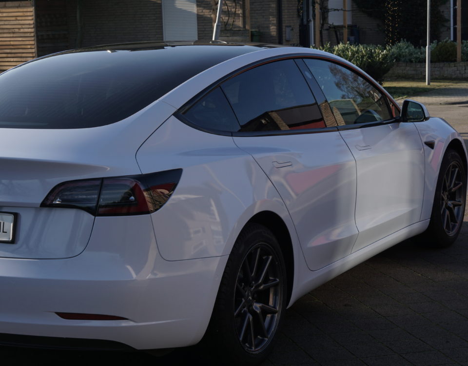 Tesla Model 3 light blue wrap