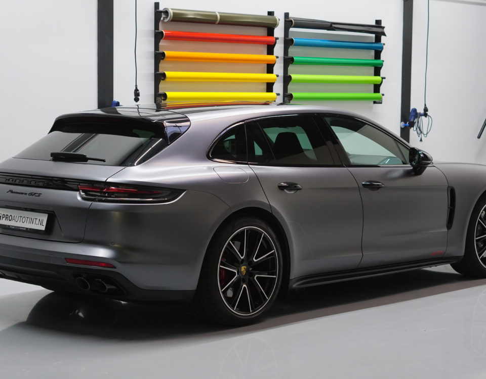 Porsche Panamera satijn grijs wrap