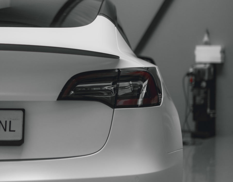 Tesla Model 3 satijn wit wrap