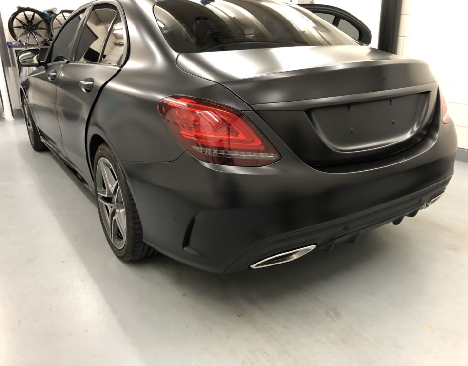 Mercedes C Klasse wrap satijn zwart