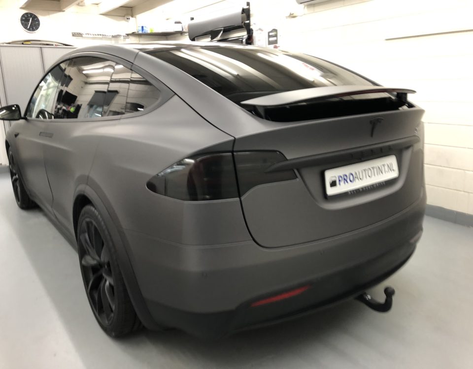 Tesla Model X tinten